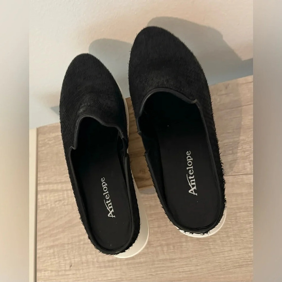 Antelope Sail Away Black Textured Slip On Shoes Leather Boho  Size 39 US 8 - Picture 6 of 9